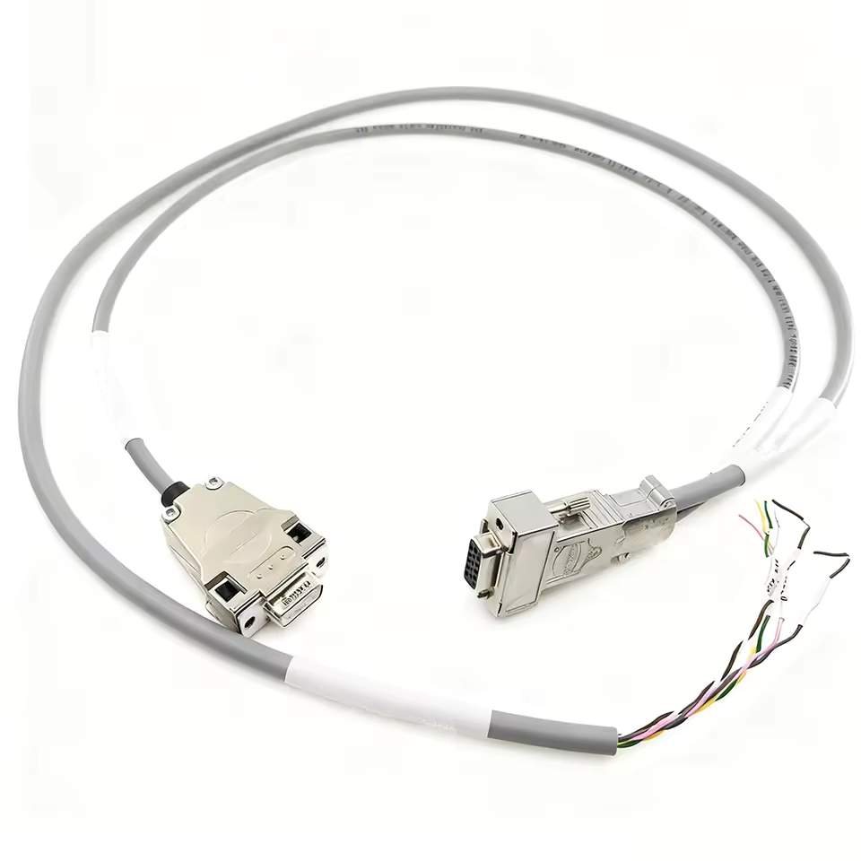 Custom HDB15 to DB9 wire harness featuring high-flex Igus Chainflex cabling for continuous motion applications.