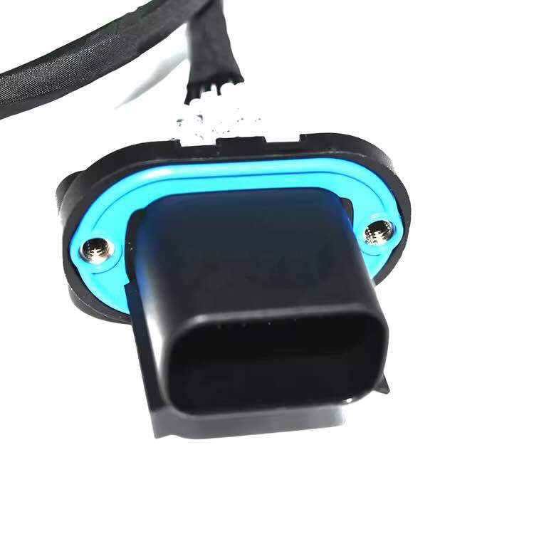 Detail of weather-sealed S4-J18ZY interface showing blue gasket and internal pin configuration.