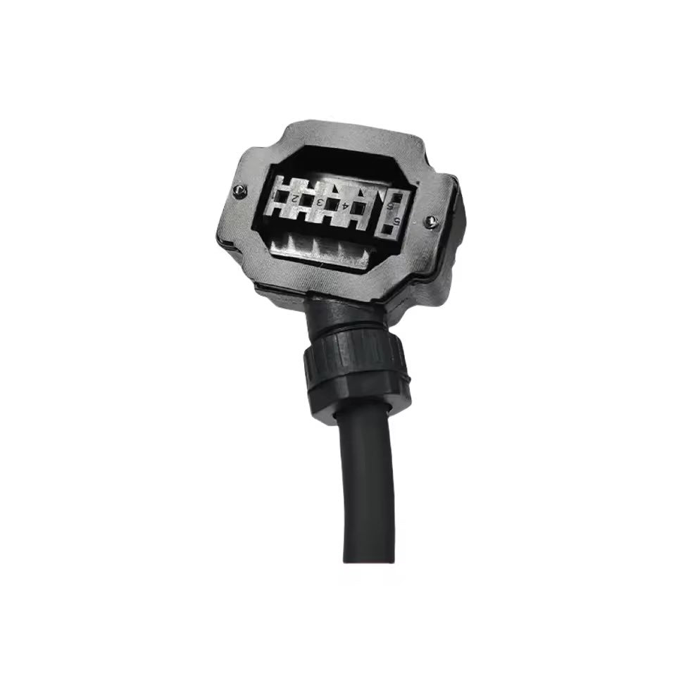 Custom S6-L-M107 wire harness for Inovance S630 and S660 servo motors with precision-crimped pin terminals and high-flex jacketing.