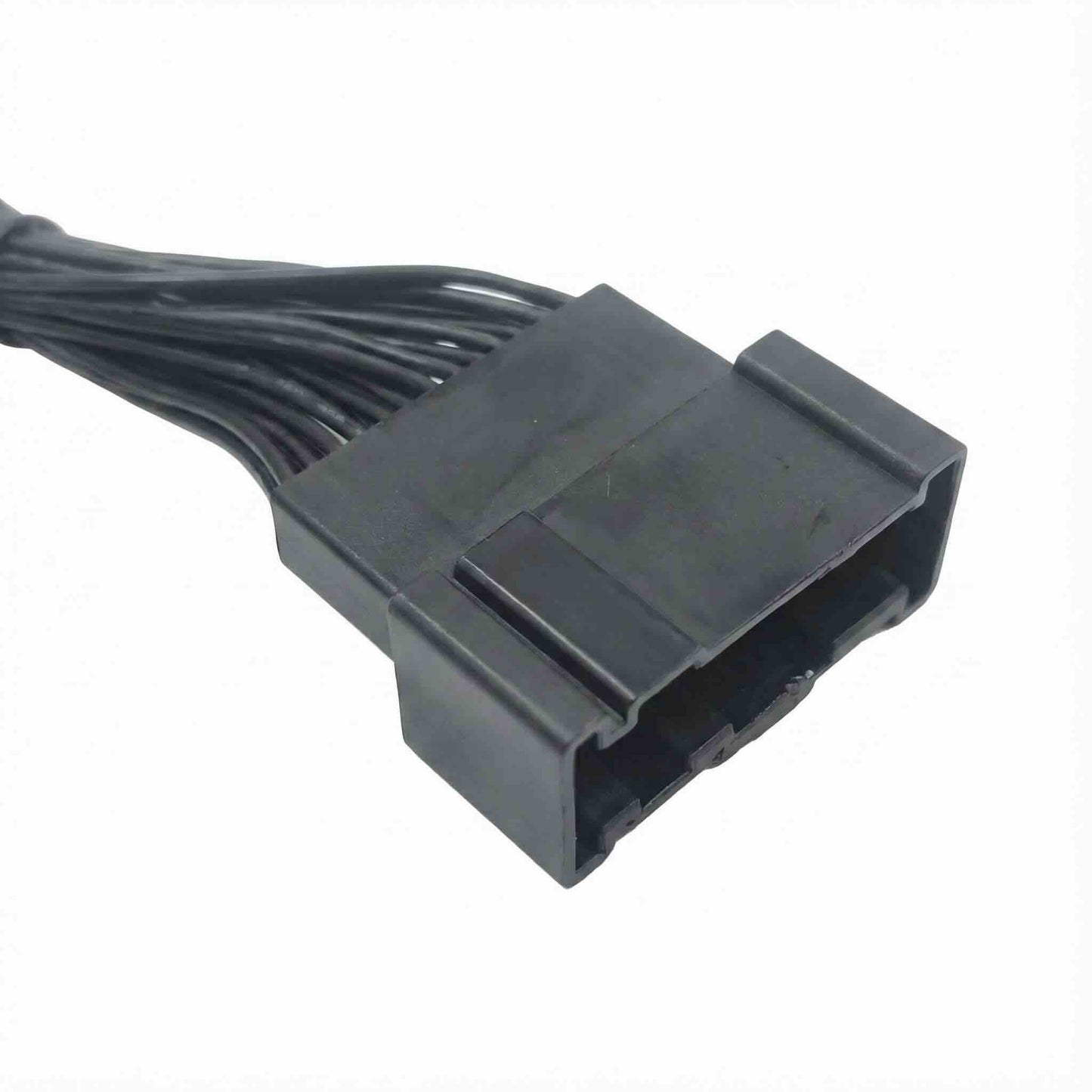 TE connectivity 1924136-4 Connector