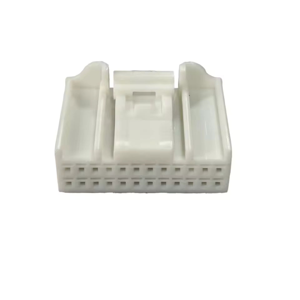 TE Connectivity 24-Pin FeMale 1318917-1 Connector