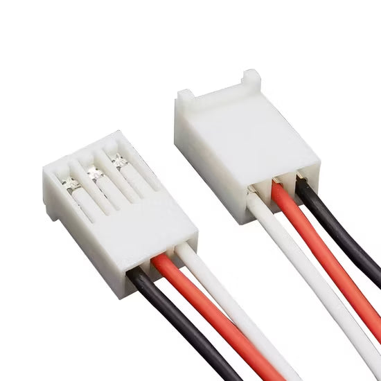 TE Connectivity AMP 1375820-3 2.54mm pitch 3-pin wire harness